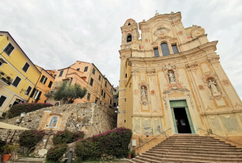 Cervo – San Giovanni Battista church located on the small but charming square – BBofItaly