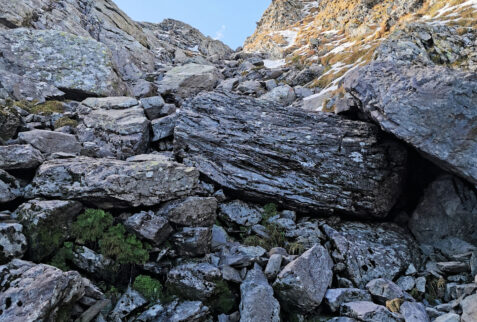 Benigni shelter – the last part of the gorge covered by boulders - BBofItaly