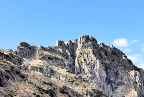 Benigni shelter – rocky mountains seen going back through the gorge - BBofItaly