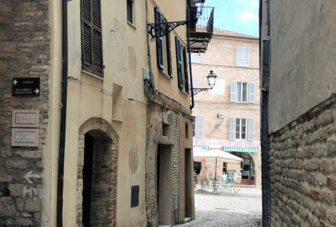 Grottammare – strolling along the alleys of the hamlet – BBofItaly