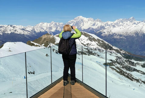 La Stella – on a corner of the balcony admiring the landscape – BBofItaly