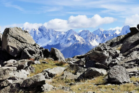 Lago del Truzzo - the mountain range on Valchiavenna side, seen from the lake - BBofItaly