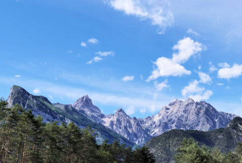Barcis lake – mount range close to the lake – BBofItaly