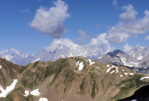 Mont Fallere – in the background the Mont Blanc massif – BBofItaly