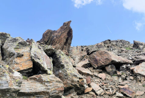 Mont Fallere - boulders along the path – BBofItaly