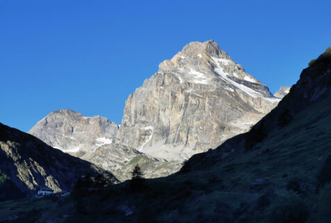 Traversiere – the huge face of Granta Parey – BBofItaly